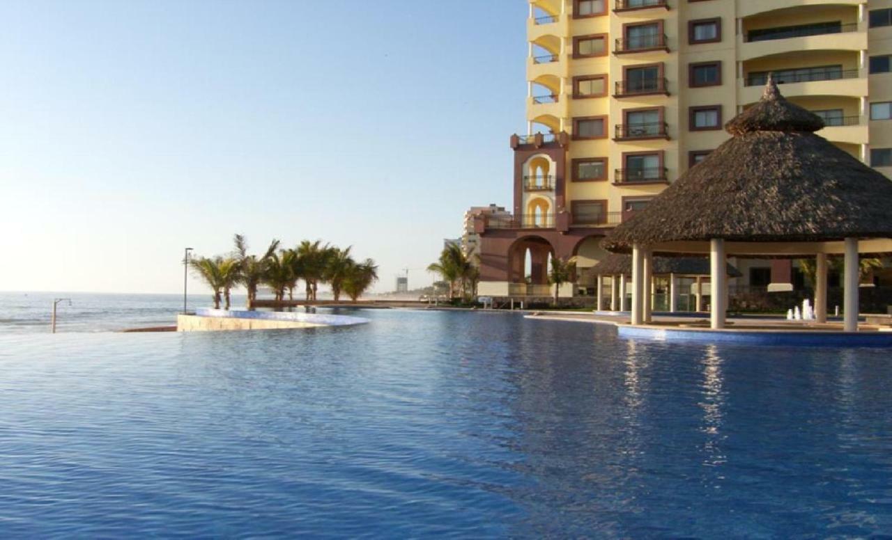 Beachfront At Las Gavias Grand 216 マサトラン エクステリア 写真
