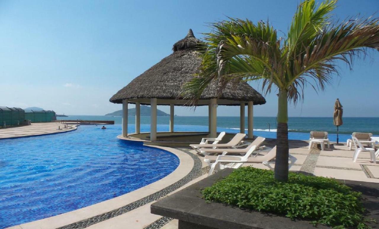 Beachfront At Las Gavias Grand 216 マサトラン エクステリア 写真